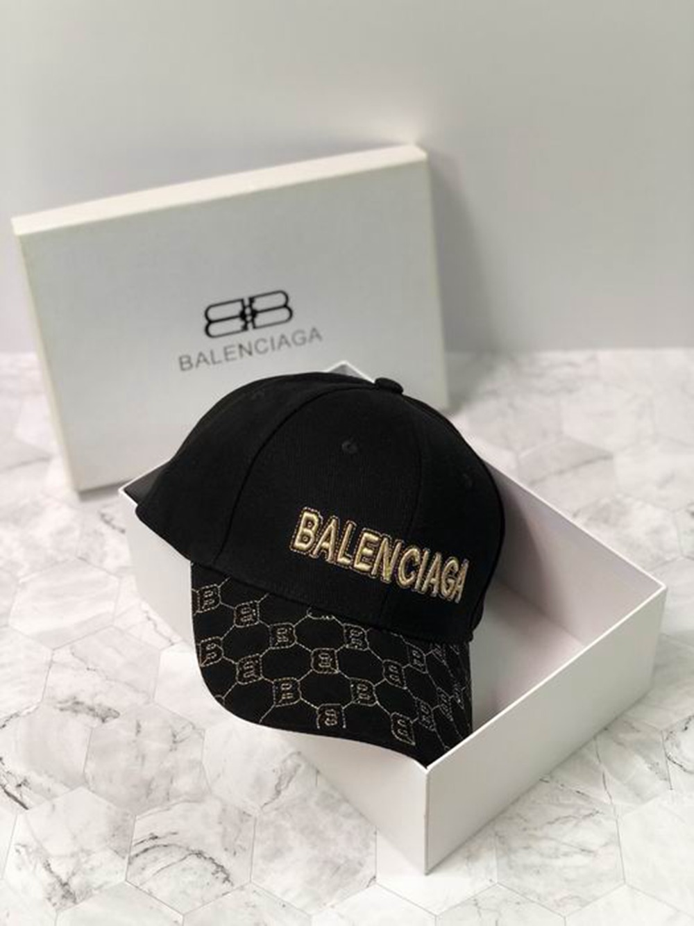 Ba1en*iaga Hat